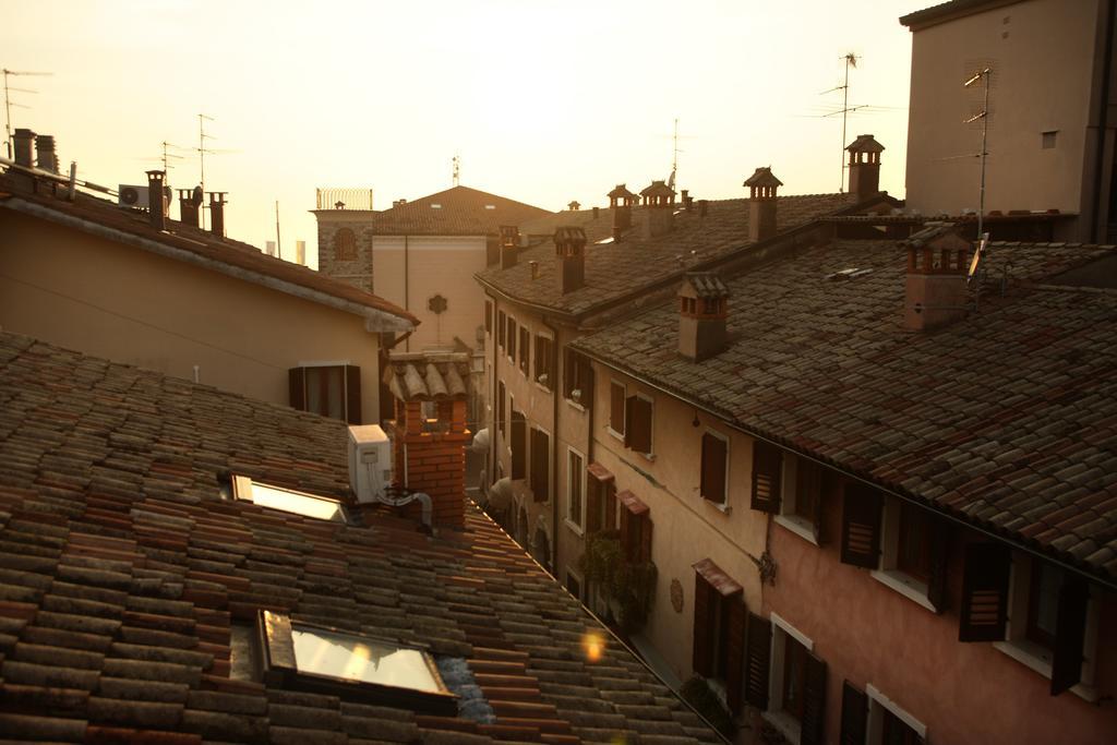 Mariposa Apartments Bardolino Bagian luar foto